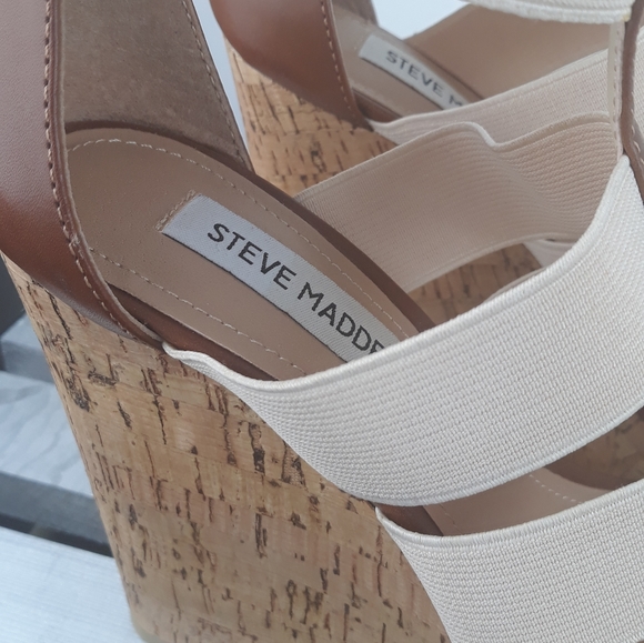 Steve Madden Wedge Heel Sandals - Picture 2 of 8